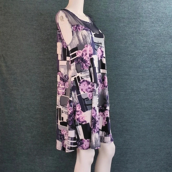 SJS Cool Summer Dress! - Picture 1 of 12